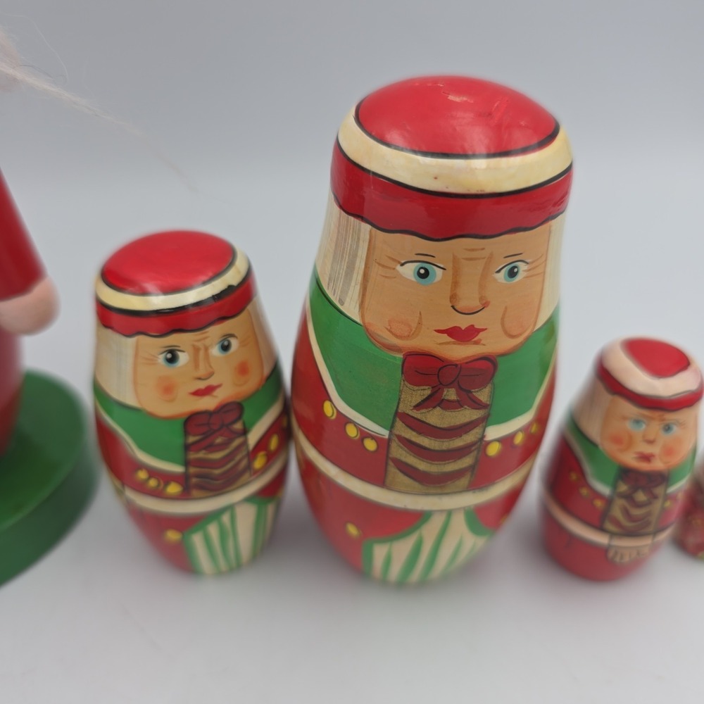 Nesting Doll 5 Piece Nutcracker In Red Coat And Hat - Picture 4 of 9